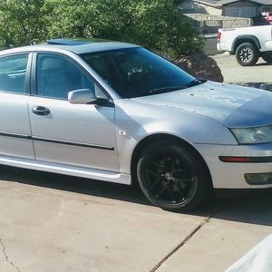 Meet your Posher, Tomas